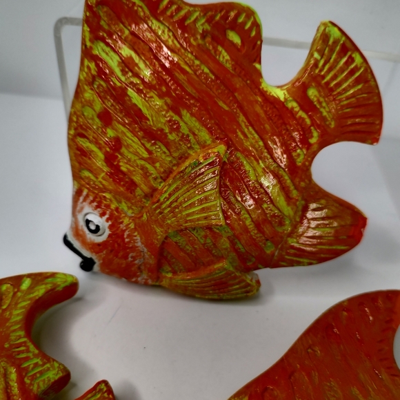 Vintage Orange Fish Chalkware Repainted Set Of 3 Wall Decor - Picture 3 of 14
